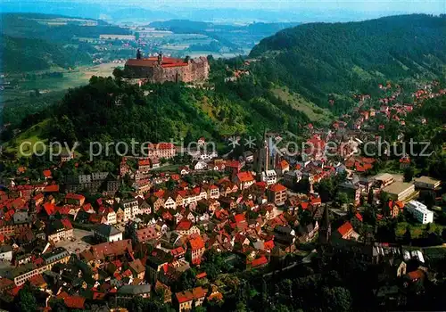 AK / Ansichtskarte Kulmbach Stadtbild mit Plassenburg Fliegeraufnahme Kat. Kulmbach