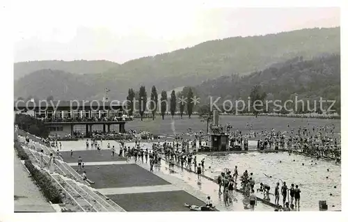 AK / Ansichtskarte Freiburg Breisgau Schwimmbad Kat. Freiburg im Breisgau