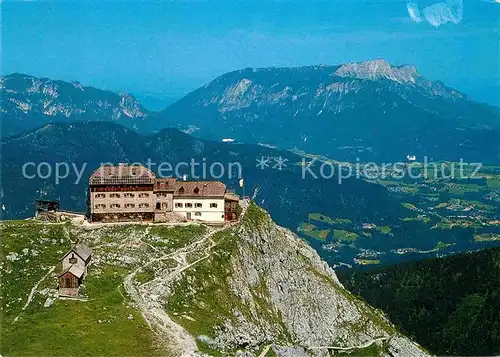 AK / Ansichtskarte Berchtesgaden Watzmannhaus mit Untersberg Alpenpanorama Kat. Berchtesgaden