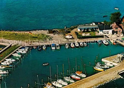 AK / Ansichtskarte Lemkenhafen Willkommenhoeft Heeresfrieden Hafen Fliegeraufnahme Kat. Fehmarn