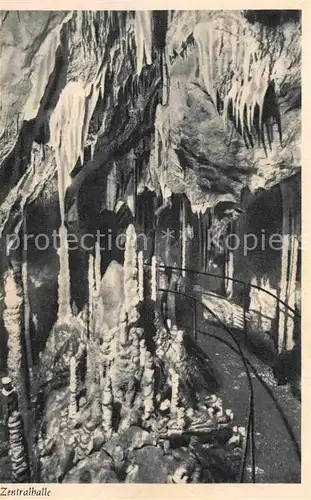 AK / Ansichtskarte Hoehlen Caves Grottes Attendorn Tropfsteinhoehle Zentralhalle  Kat. Berge