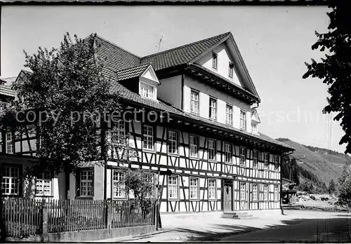 AK / Ansichtskarte Unterharmersbach Gasthaus Adler Fachwerk Kat. Zell am Harmersbach