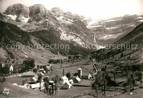 AK / Ansichtskarte Gavarnie Hautes Pyrenees Panorama Kat. Gavarnie