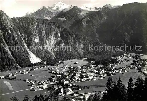AK / Ansichtskarte Mayrhofen Zillertal Panorama Blick von Zimmereben Ahornspitze Zillertaler Alpen Kat. Mayrhofen