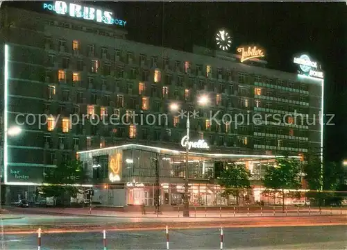 AK / Ansichtskarte Warszawa Hotel Metropol Nachtaufnahme Kat. Warschau Polen