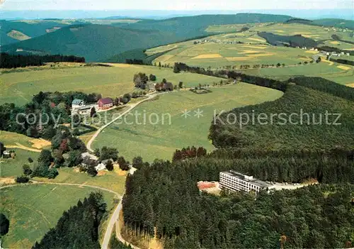 AK / Ansichtskarte Hoheleye Fliegeraufnahme Berghotel und Sanatorium  Kat. Winterberg