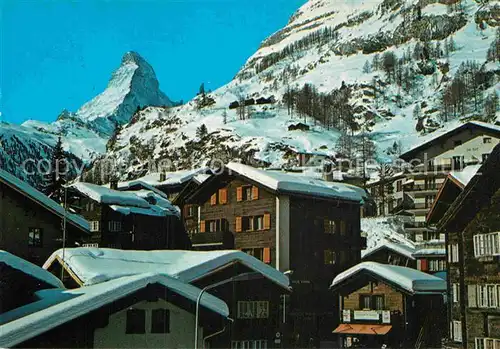 AK / Ansichtskarte Zermatt VS Ortsmotiv mit Blick zum Matterhorn Walliser Alpen Kat. Zermatt
