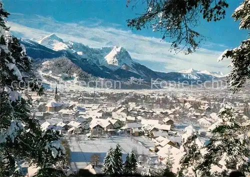 AK / Ansichtskarte Garmisch Partenkirchen Winterpanorama gegen Zugspitzgruppe und Tiroler Berge Huber Karte Nr 8131 Kat. Garmisch Partenkirchen