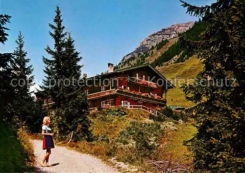 AK / Ansichtskarte Saalbach Hinterglemm Ausflugsziel Spielberghaus Alpen Kat. Saalbach Hinterglemm