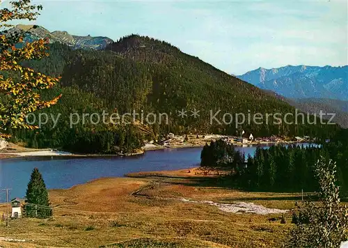 AK / Ansichtskarte Spitzingsee Landschaftspanorama Bergdorf mit Sonnwendjoch und Rotwand Alpen Kat. Schliersee