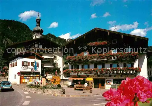 AK / Ansichtskarte Reit Winkl Dorfplatz mit Rathaus Kat. Reit im Winkl