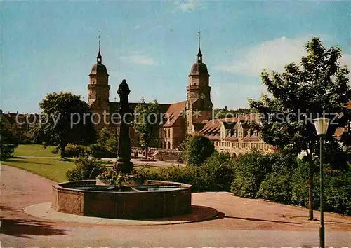 AK / Ansichtskarte Freudenstadt Unterer Marktplatz Brunnen Kirche Kurort Schwarzwald Kat. Freudenstadt