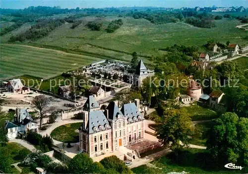 AK / Ansichtskarte Menilles Fliegeraufnahme Chateau Kirche Kat. Menilles