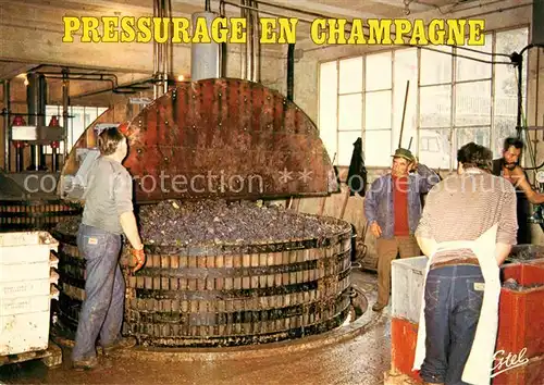 AK / Ansichtskarte Blois Loir et Cher Pressurage en Champagne Kat. Blois