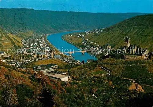 AK / Ansichtskarte Cochem Mosel Fliegeraufnahme Moselpartie mit Burg Kat. Cochem