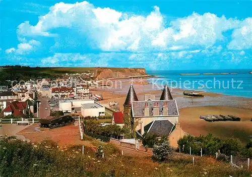 AK / Ansichtskarte Arromanches les Bains Port Winston Vue d ensemble sur le port artificiel et le tank Kat. Arromanches les Bains