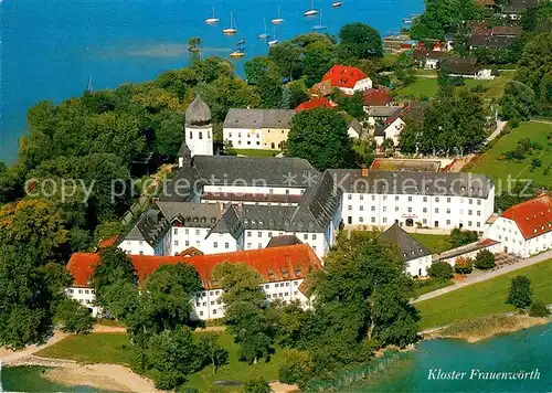 AK / Ansichtskarte Fraueninsel Chiemsee Fliegeraufnahme Kloster Frauenwoerth Kat. Chiemsee