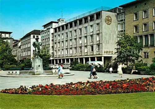 AK / Ansichtskarte Bielefeld Altstaedter Kirchplatz mit Leineweberdenkmal Kat. Bielefeld