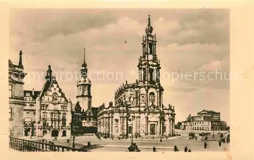 AK / Ansichtskarte Dresden Frauenkirche Kat. Dresden Elbe