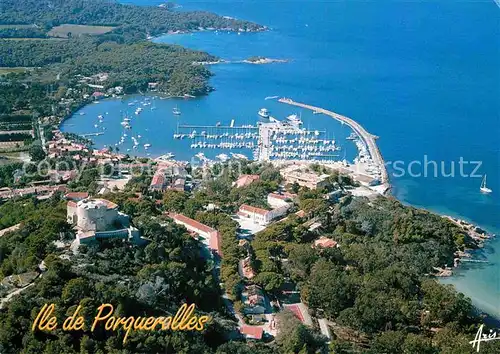 AK / Ansichtskarte Porquerolles Fliegeraufnahme Hafen Kat. Hyeres