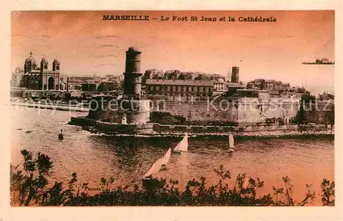 AK / Ansichtskarte Marseille Bouches du Rhone Fort St. Jean Cathedrale 