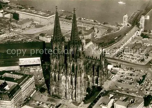 AK / Ansichtskarte Koeln Rhein Dom Fliegeraufnahme Kat. Koeln