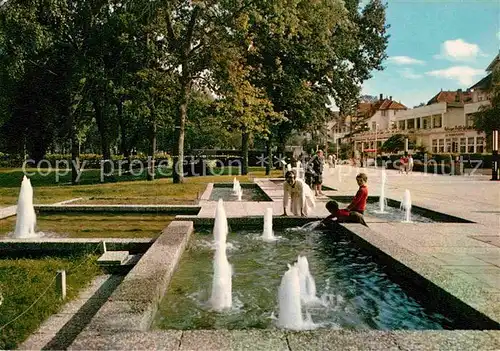 AK / Ansichtskarte Timmendorfer Strand Wasserspiele Kurpromenade Kat. Timmendorfer Strand