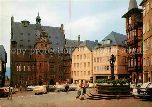 AK / Ansichtskarte Marburg Lahn Marktplatz Rathaus Kat. Marburg