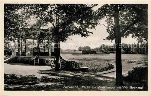 AK / Ansichtskarte Zwickau Sachsen Partie am Musiktempel mit VVN Ehrenmal Kat. Zwickau