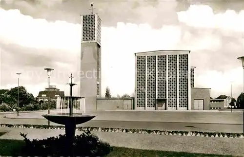 AK / Ansichtskarte Kaarst St Martinus Kirche Brunnen Kat. Kaarst