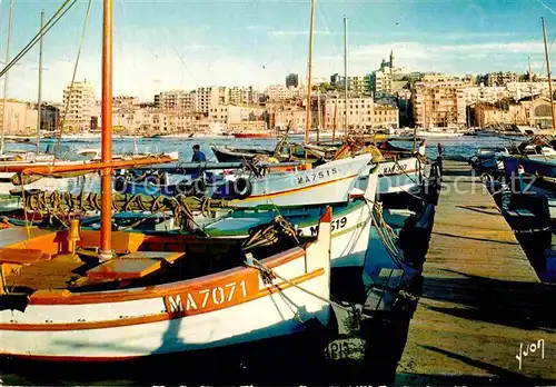 AK / Ansichtskarte Marseille Bouches du Rhone Hafen Notre Dame de la Garde