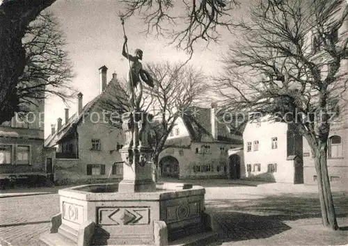 AK / Ansichtskarte Augsburg Fuggerei Neptunbrunnen  Kat. Augsburg