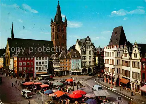 AK / Ansichtskarte Trier Hauptmarkt mit St Gangolf Petrusbrunnen Marktkreuz Kat. Trier