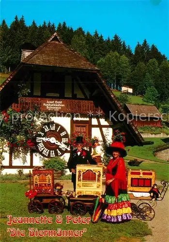 AK / Ansichtskarte Schoenwald Schwarzwald Drehorgelspieler Kat. Schoenwald im Schwarzwald