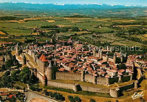 AK / Ansichtskarte Carcassonne Vue aerienne Chateau Comtal Kat. Carcassonne