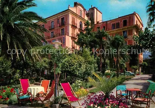 AK / Ansichtskarte Sorrento Campania Giardini dell Hotel Royal Kat. Sorrento