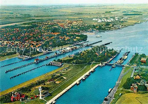 AK / Ansichtskarte Brunsbuettel Fliegeraufnahme Schleuse des Nord Ostseekanals Kat. Brunsbuettel