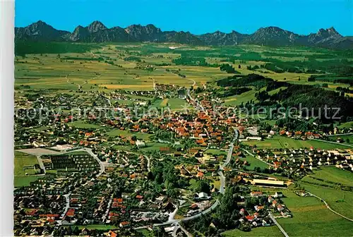 AK / Ansichtskarte Peiting Fliegeraufnahme Allgaeuer Tiroler Hochgebirge  Kat. Peiting