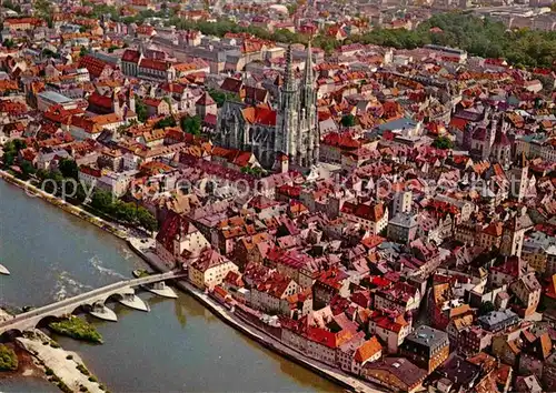 AK / Ansichtskarte Regensburg Fliegeraufnahme Kat. Regensburg