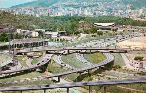 AK / Ansichtskarte Caracas Fliegeraufnahme Autobahnen Kat. Caracas