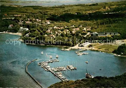 AK / Ansichtskarte Gluecksburg Ostseebad Jachthafen und Hanseatische Jachtschule Fliegeraufnahme Kat. Gluecksburg (Ostsee)