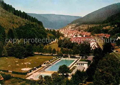 AK / Ansichtskarte Calmbach Enz Panorama mit Schwimmbad Kat. Bad Wildbad