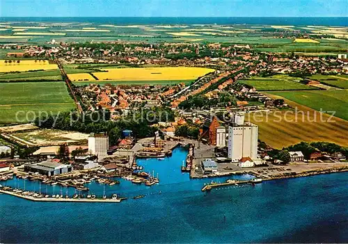 AK / Ansichtskarte Burg Fehmarn Fliegeraufnahme mit Hafen von Burgstaaken Kat. Fehmarn