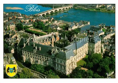 AK / Ansichtskarte Blois Loir et Cher Le Chateau Fliegeraufnahme Kat. Blois