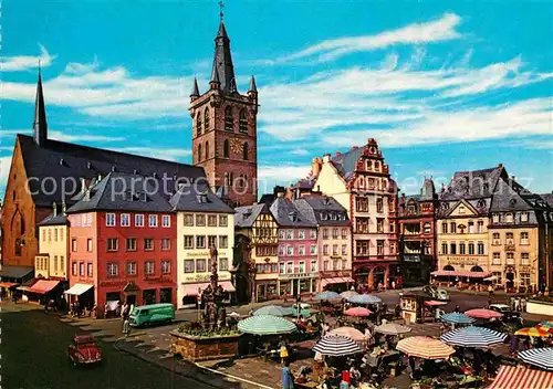 AK / Ansichtskarte Trier Mosel Hauptmarkt mit Petrusbrunnen und St Gangolph