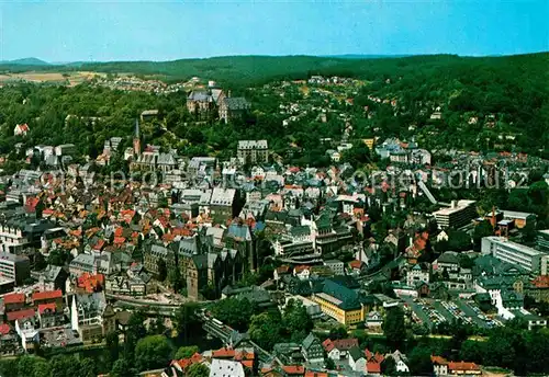 AK / Ansichtskarte Marburg Lahn Altstadt und Schloss Fliegeraufnahme Kat. Marburg