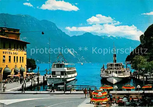 AK / Ansichtskarte Riva Lago di Garda Schiffsanleger Kat. 