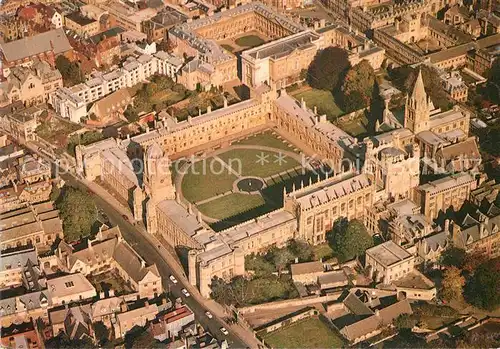 AK / Ansichtskarte Oxford Oxfordshire Christ Church Fliegeraufnahme Kat. Oxford