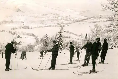 AK / Ansichtskarte Zueschen Sauerland Skihang Kat. Winterberg