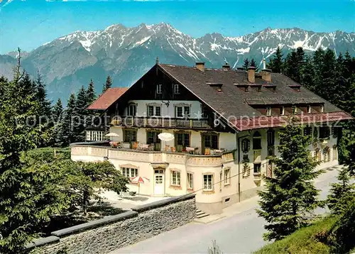 AK / Ansichtskarte Patsch Hotel Gruenwalderhof gegen Innsbrucker Nordkette Kat. Patsch